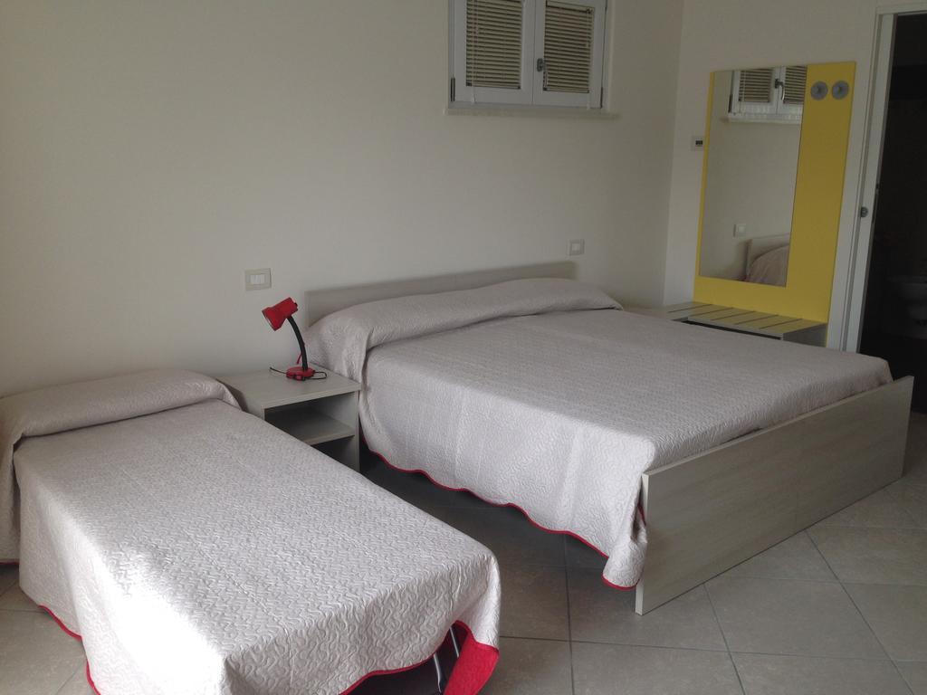 Casa Armonia Apartment Peschiera del Garda Luaran gambar