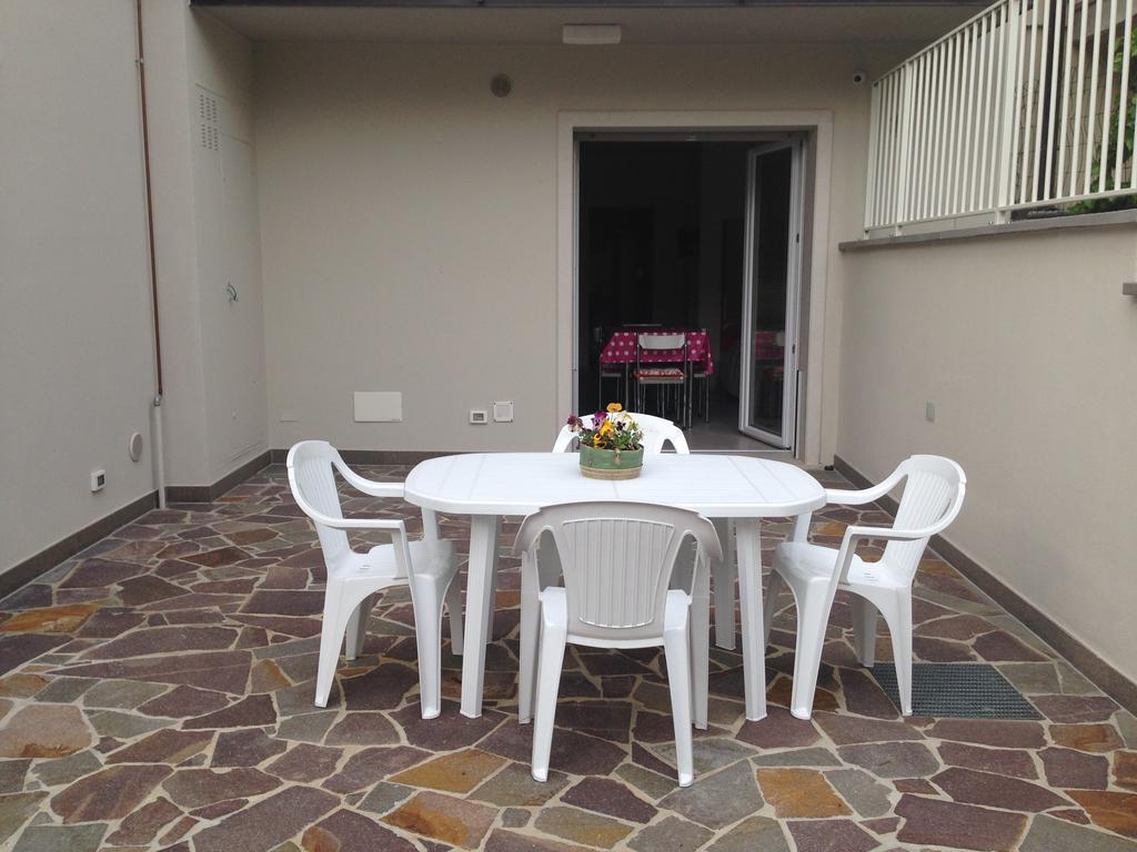 Casa Armonia Apartment Peschiera del Garda Luaran gambar